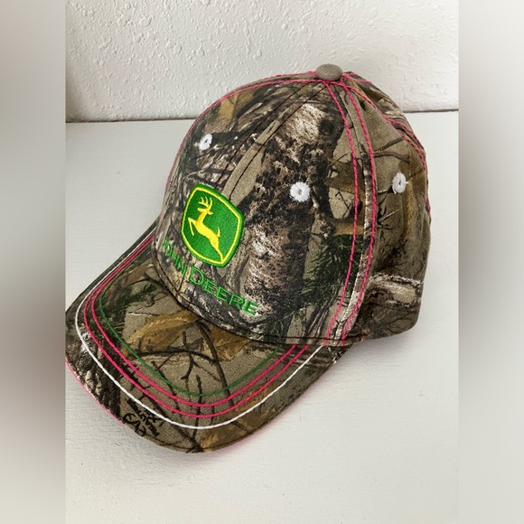 John Deere Womens Camo Hat - Picture 2 of 5